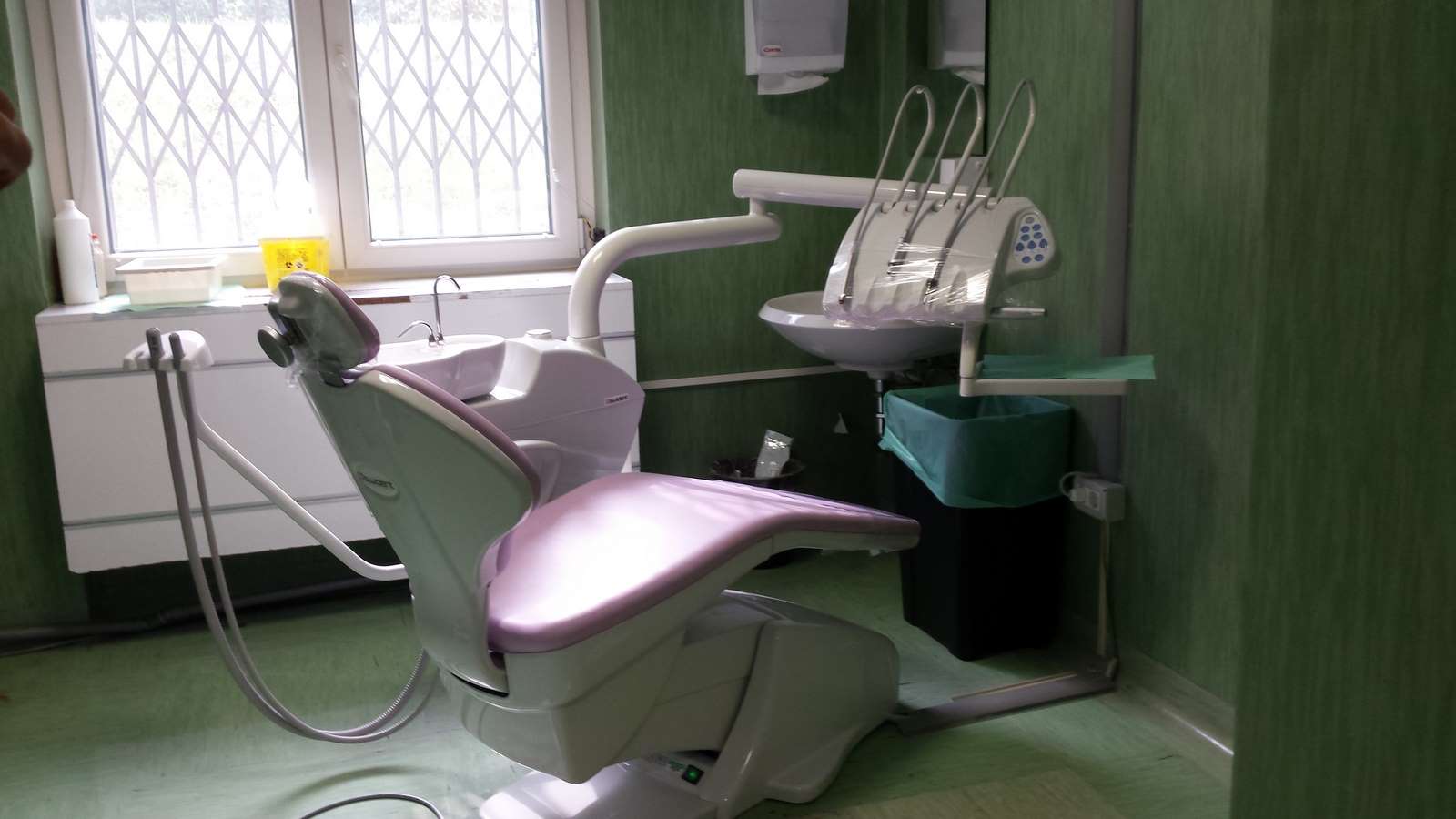 Poltrona odontoiatrica donata all?Ospedale Sacco